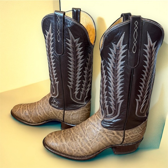 George Straight signed Authentic Elephant Boots by Tony Lama - Picture 5 of 16